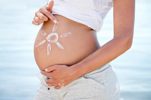 picking a suitable sunscreen in pregnancy, pregnancy skincare tips, sunscreens for pregnant women